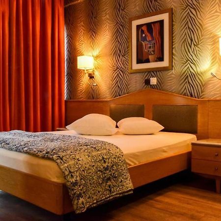 Eva Hotel Piraeus Luaran gambar